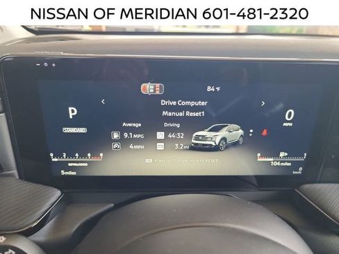 New 2026 Nissan Kicks SR AWD/4WD image 16