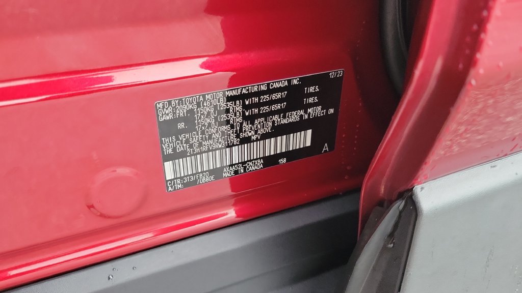 Used 2024 Toyota RAV4 LE FWD image 25