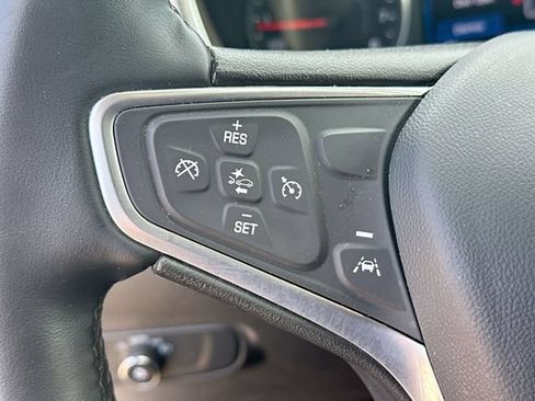 Used 2023 Chevrolet Equinox LT FWD image 44