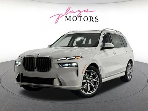 Certified 2026 BMW X7 xDrive40i AWD/4WD image 1