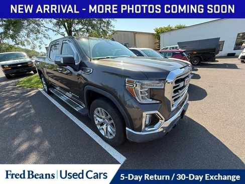 Used 2019 GMC Sierra 1500 SLT w/ SLT Premium Plus Package AWD/4WD image 15