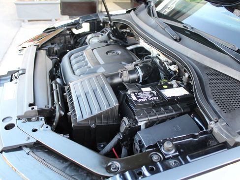 Used 2019 Volkswagen Tiguan S w/ Driver Assistance Package FWD image 33