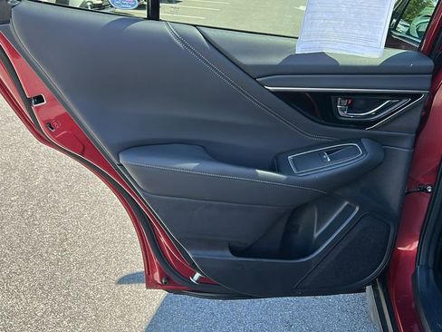 Certified 2022 Subaru Outback Limited image 22
