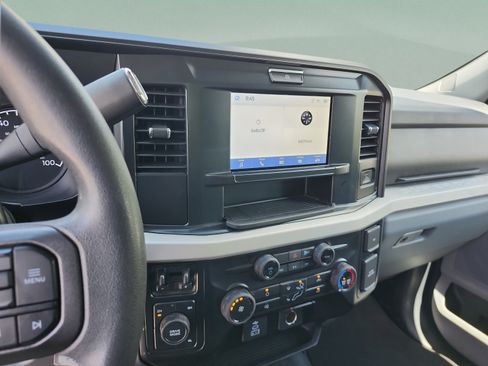 Used 2026 Ford F250 XLT AWD/4WD image 12