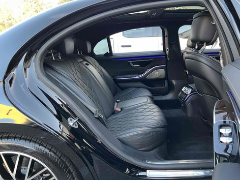 Used 2021 Mercedes-Benz S 580 4MATIC Sedan image 38
