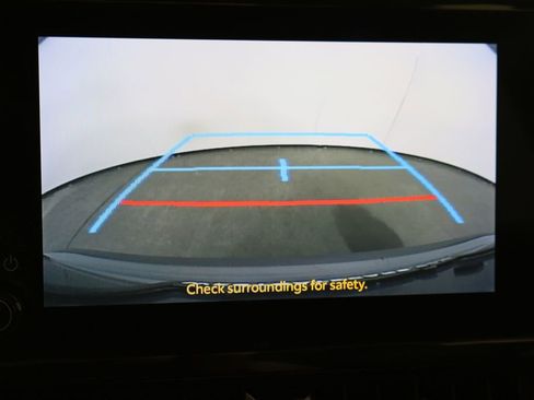 Used 2025 Toyota Corolla LE w/ Convenience Package image 34