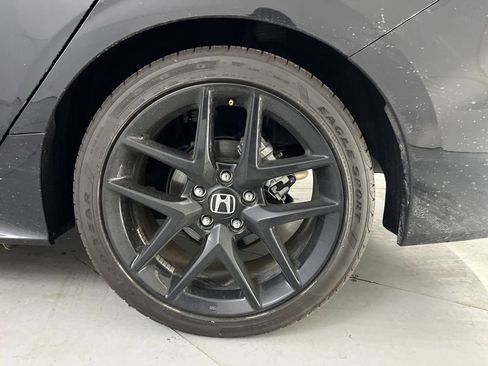 Used 2025 Honda Civic Sport image 10