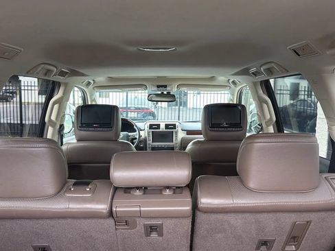 Used 2015 Lexus GX 460 Luxury AWD/4WD image 12