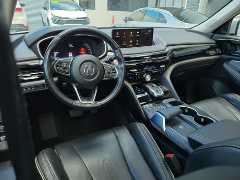 Used 2022 Acura MDX SH-AWD w/ Advance Package image 11