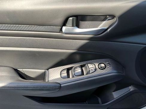 Certified 2024 Nissan Altima 2.5 SV w/ SV Premium Package image 21