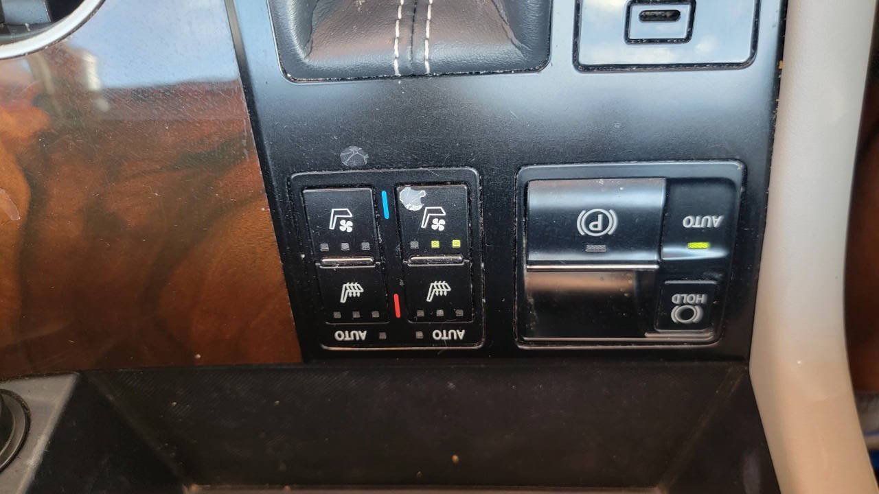 Used 2019 Lexus RX 350 FWD w/ Navigation Package image 39