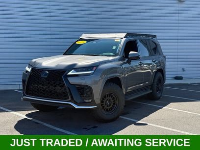 Used 2025 Lexus LX 600 F Sport w/ Accessory Package (2T)