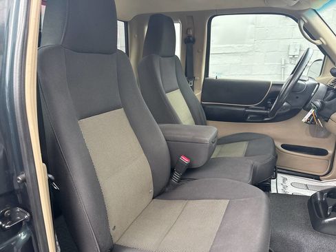 Used 2004 Ford Ranger XLT image 16