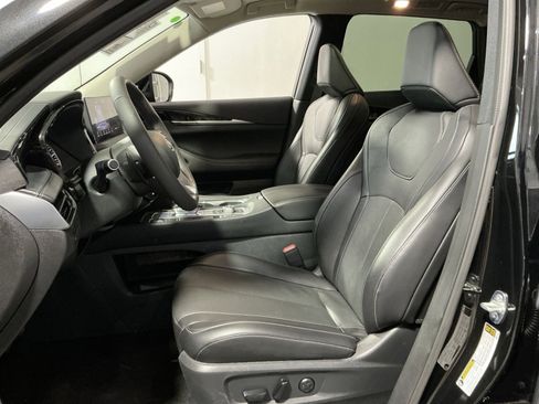 Used 2025 INFINITI QX60 Pure image 21