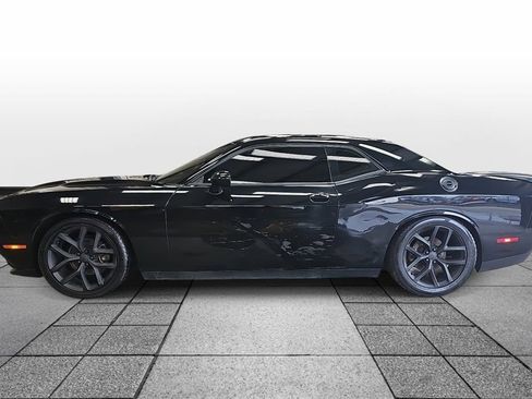 Used 2022 Dodge Challenger SXT w/ Blacktop Package image 8