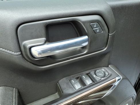 Used 2021 Chevrolet Silverado 1500 LT Trail Boss w/ Convenience Package II AWD/4WD image 15
