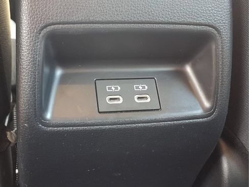 Used 2023 Toyota Corolla LE FWD image 20