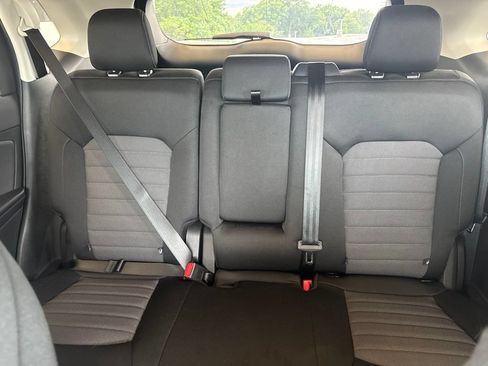 Used 2023 Ford Edge SE AWD/4WD image 24