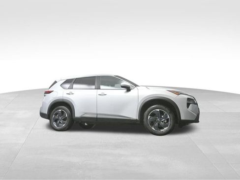 Used 2024 Nissan Rogue SV AWD/4WD image 49