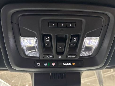 New 2025 GMC Sierra 1500 Denali Ultimate image 17