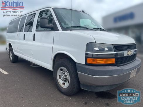 Used 2017 Chevrolet Express 3500 LT w/ LT Preferred Equipment Group RWD image 1