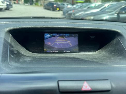 Used 2015 Honda CR-V LX image 16