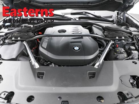 Used 2023 BMW 740i w/ Executive Package RWD image 7