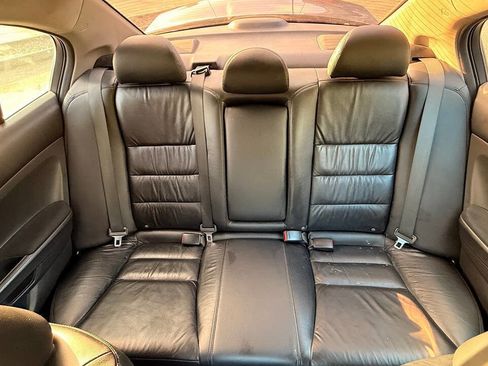 Used 2011 Honda Accord SE image 22