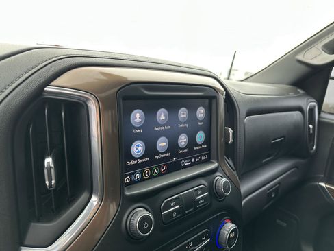 Used 2022 Chevrolet Silverado 1500 High Country w/ Technology Package AWD/4WD image 28