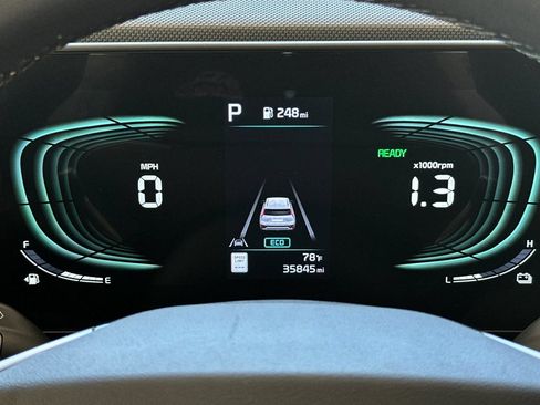 Used 2023 Kia Niro EX FWD image 24