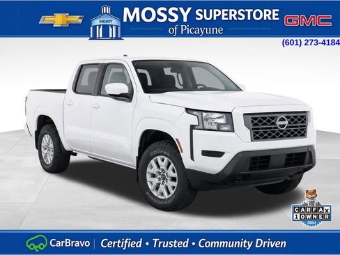 Used 2022 Nissan Frontier SV w/ Technology Package AWD/4WD image 2