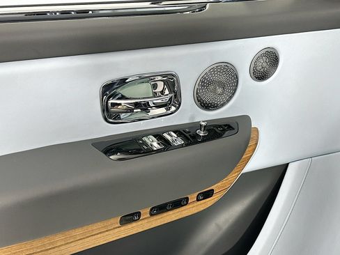 Certified 2019 Rolls-Royce Cullinan AWD/4WD image 17