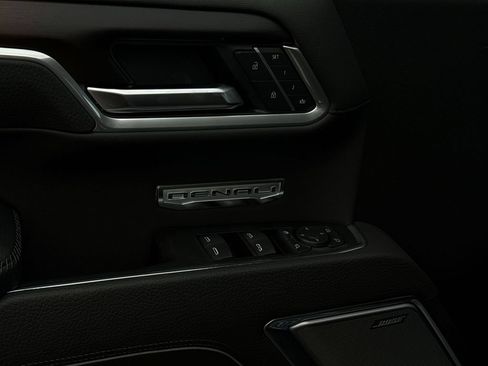 New 2026 GMC Sierra 1500 Denali w/ Denali Reserve Package AWD/4WD image 15