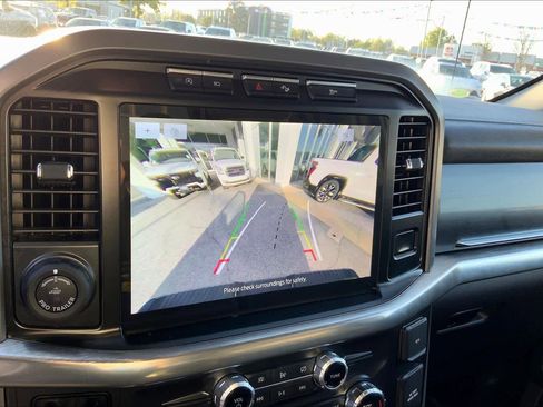 Used 2021 Ford F150 Lariat w/ Max Trailer Tow Package image 28