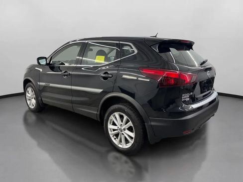 Used 2019 Nissan Rogue Sport S w/ Appearance Package AWD/4WD image 7