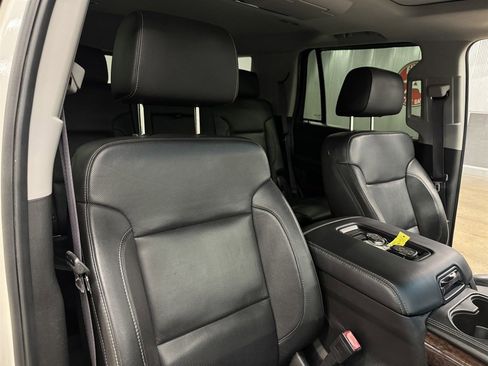 Used 2015 GMC Yukon SLT w/ Open Road Package image 38