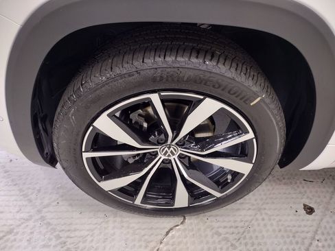 New 2026 Volkswagen Atlas SEL Premium R-Line AWD/4WD image 5