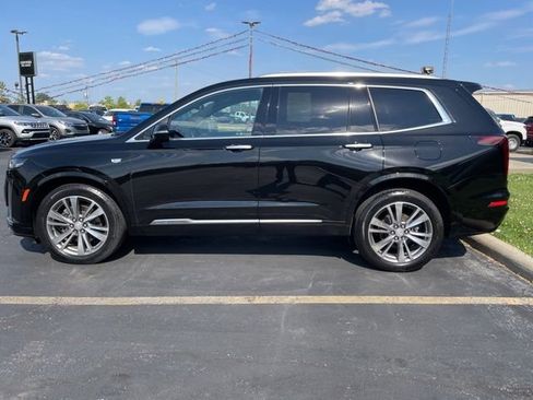 Used 2021 Cadillac XT6 Premium Luxury AWD/4WD image 4