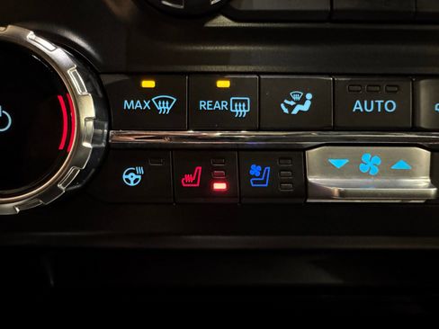 Used 2024 Ford F350 Lariat w/ Lariat Ultimate Package image 27