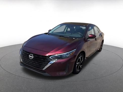 Used 2025 Nissan Sentra SV FWD image 7