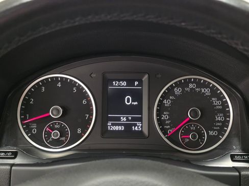 Used 2017 Volkswagen Tiguan S image 26