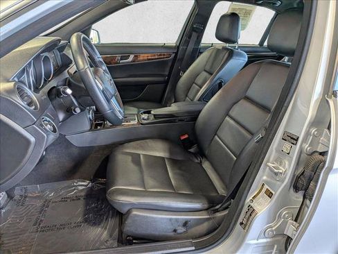 Used 2014 Mercedes-Benz C 250 Sedan image 17