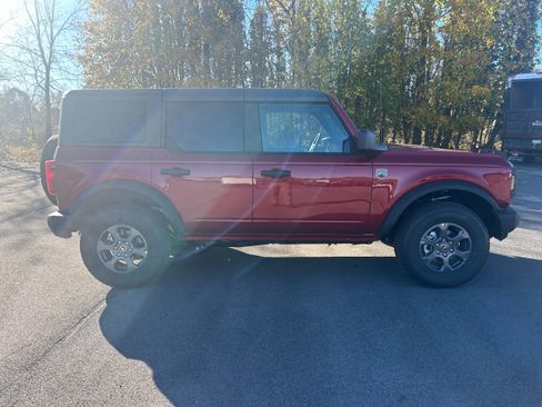 New 2025 Ford Bronco Big Bend image 4