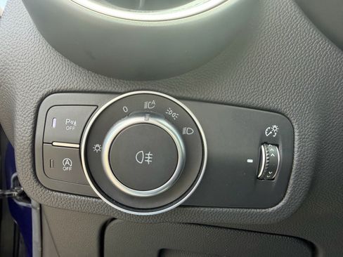 Used 2022 Alfa Romeo Stelvio Ti AWD/4WD image 23