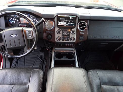 Used 2014 Ford F350 Lariat w/ Chrome Package image 41