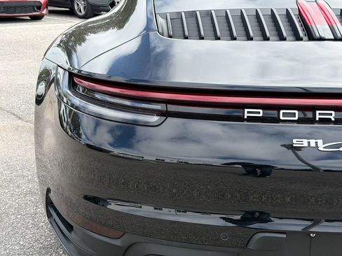 Used 2020 Porsche 911 Carrera 4S w/ Premium Package image 10