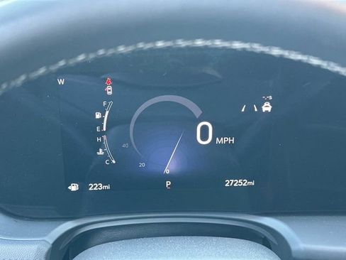 Used 2025 Buick Encore GX Preferred FWD image 30