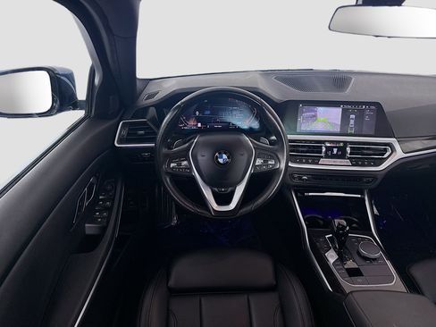 Used 2022 BMW 330i Sedan w/ Premium Package 2 RWD image 17