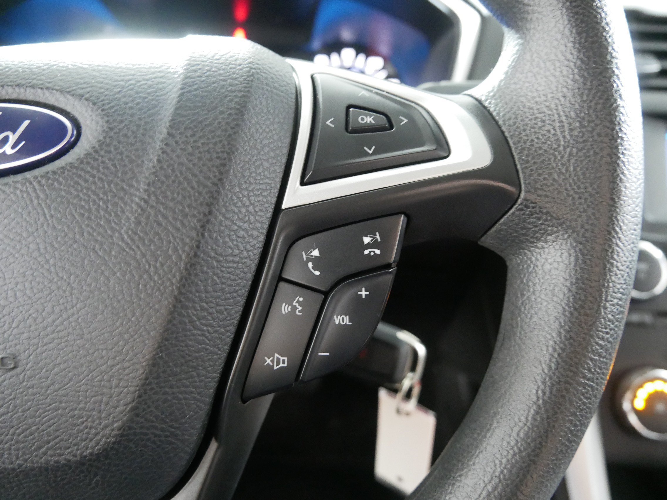 Used 2013 Ford Fusion SE FWD image 28