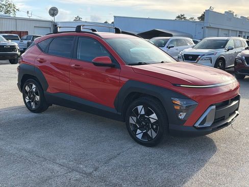 Used 2025 Hyundai Kona SEL image 10